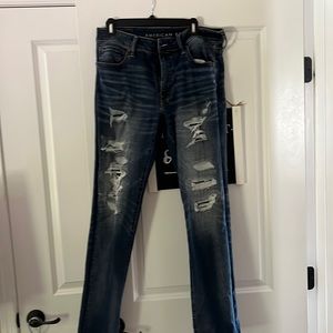 Men’s Ripped American eagle jeans